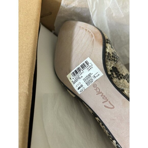 Clarks Collection Heeled Booties Linvale Judith Taupe Snake NEW 6 M - Picture 8 of 8